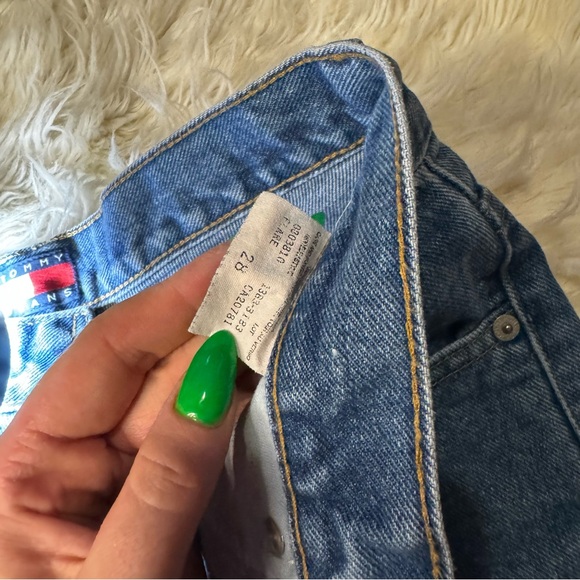 Tommy Hilfiger Shorts - Picture 4 of 6